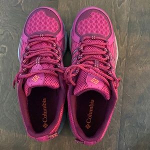 Columbia Shoes !!! Only wear ONCE